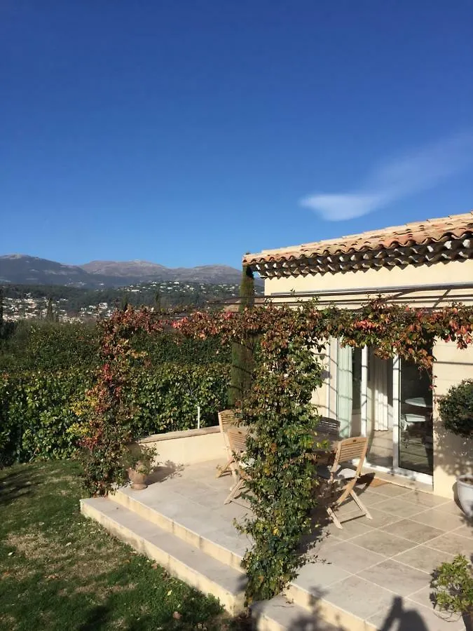 L,Olivaie Cote Jardin Villa Saint-Paul-de-Vence France